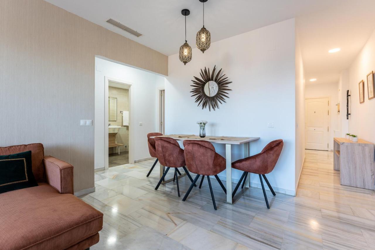 Benalmadena Beachfront Retreat Big Balcony And City Sea Views Διαμέρισμα Εξωτερικό φωτογραφία