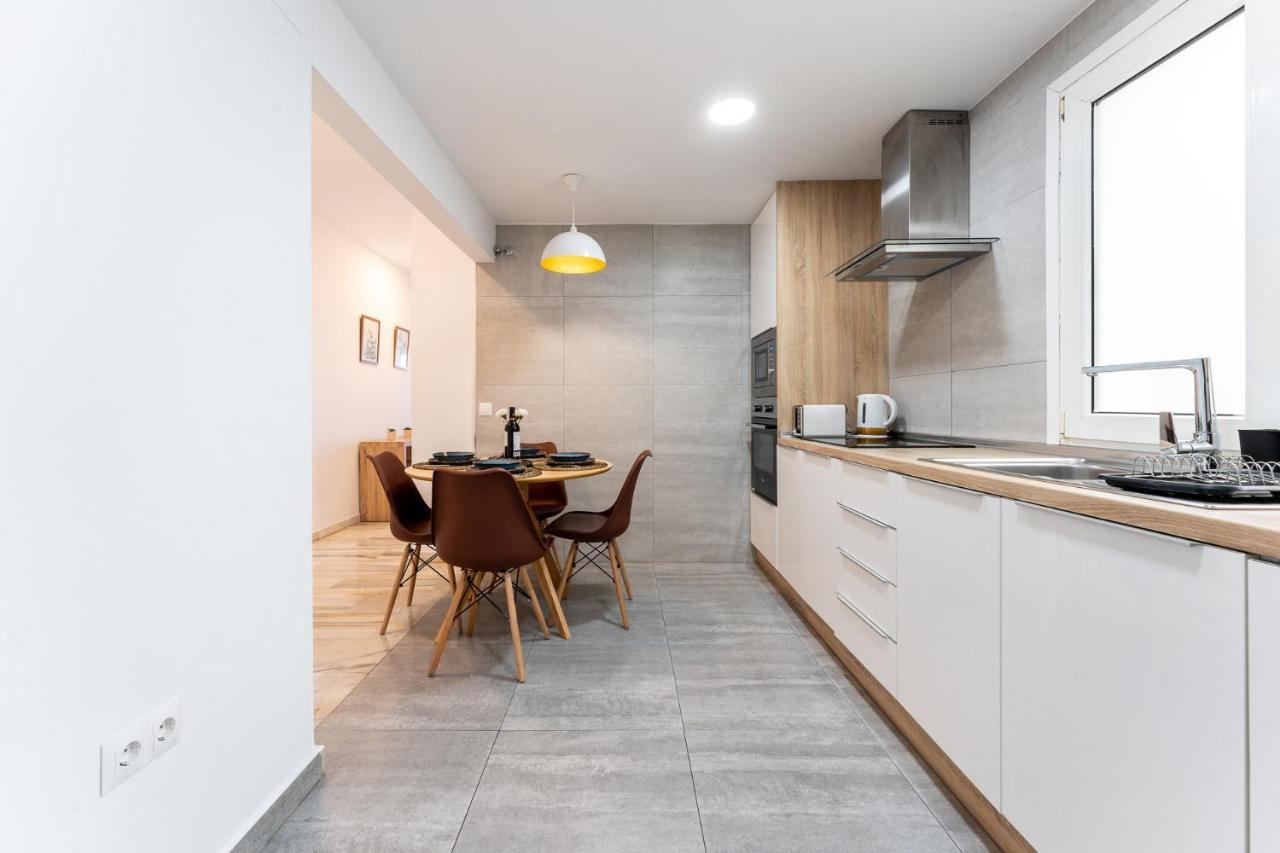 Benalmadena Beachfront Retreat Big Balcony And City Sea Views Διαμέρισμα Εξωτερικό φωτογραφία