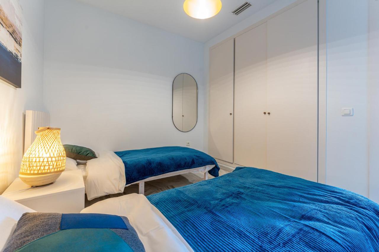 Benalmadena Beachfront Retreat Big Balcony And City Sea Views Διαμέρισμα Εξωτερικό φωτογραφία
