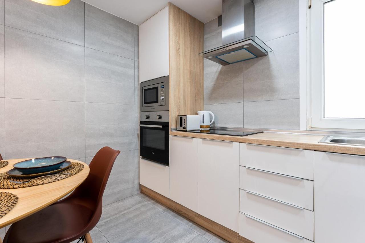 Benalmadena Beachfront Retreat Big Balcony And City Sea Views Διαμέρισμα Εξωτερικό φωτογραφία