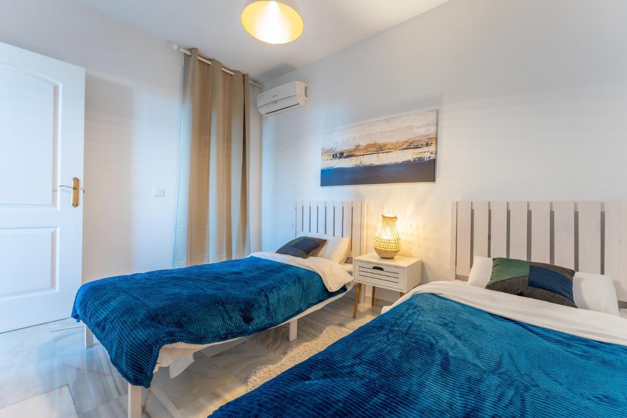 Benalmadena Beachfront Retreat Big Balcony And City Sea Views Διαμέρισμα Εξωτερικό φωτογραφία